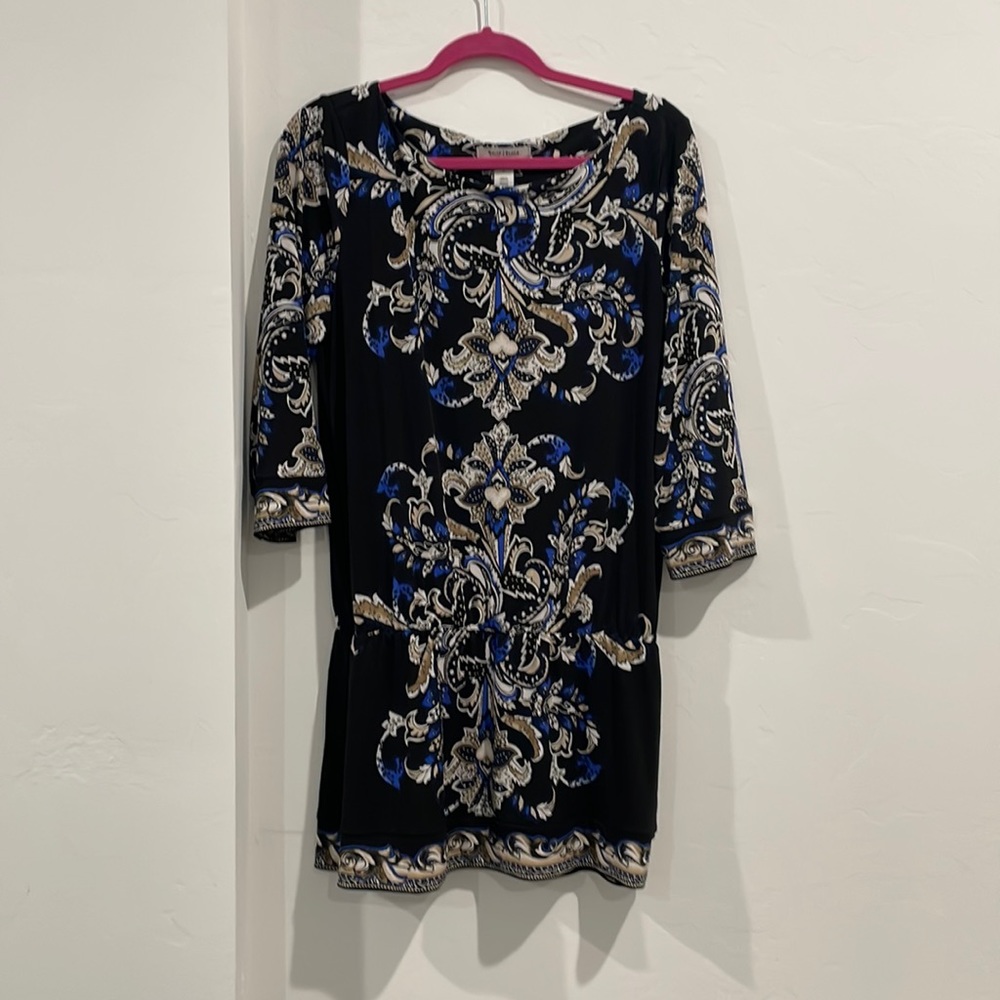 White house, black market tunic, top size large